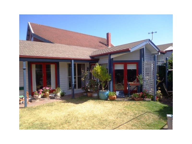 4 Wyuna Lane, Aspendale VIC 3195