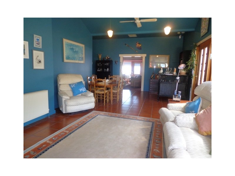 4 Wyuna Lane, Aspendale VIC 3195