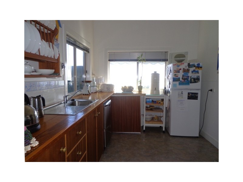 4 Wyuna Lane, Aspendale VIC 3195