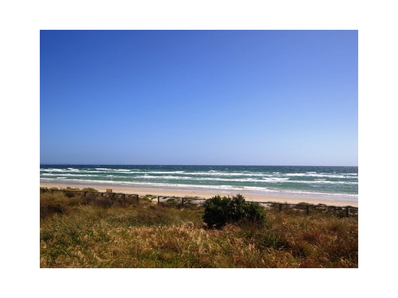 4 Wyuna Lane, Aspendale VIC 3195