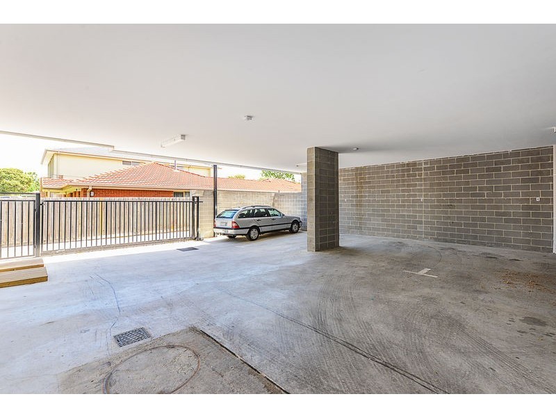 Shop 2/83-85 Warren Road, Parkdale VIC 3195