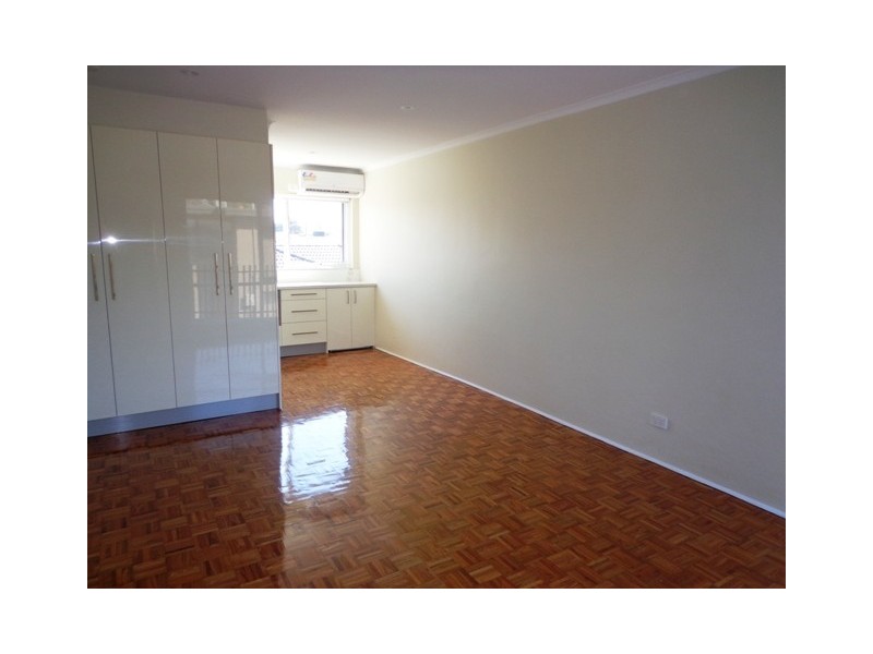 9/11 MCDONALD STREET, Mordialloc VIC 3195