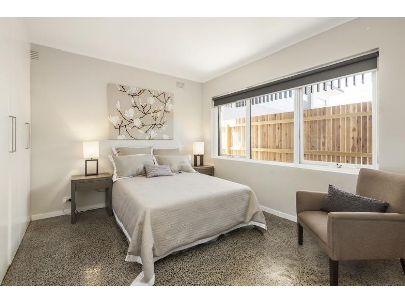 6/11 McDonald Street, Mordialloc VIC 3195