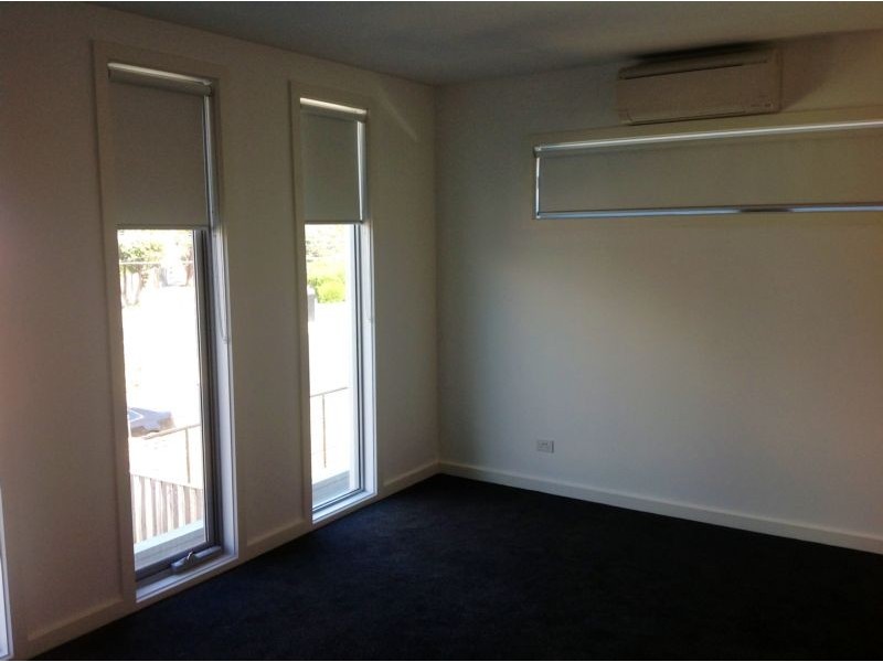 69A RENNISON STREET, Parkdale VIC 3195