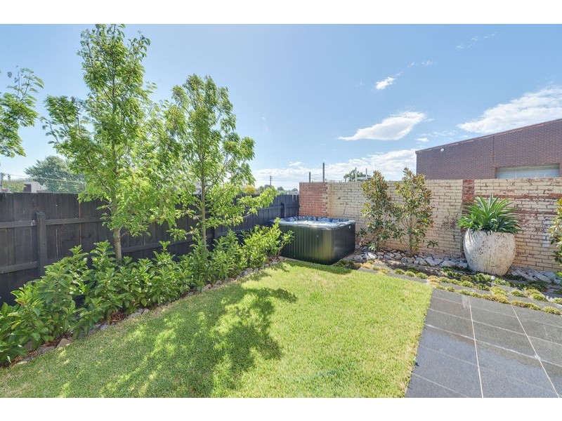6/115 -117 McDonald Street, Mordialloc VIC 3195