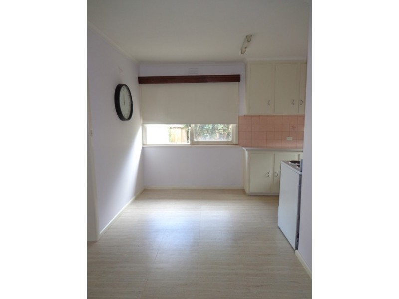 9 CARRIER AVENUE, Mordialloc VIC 3195