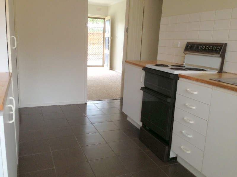 4/19 SUNRAY AVENUE, Cheltenham VIC 3192