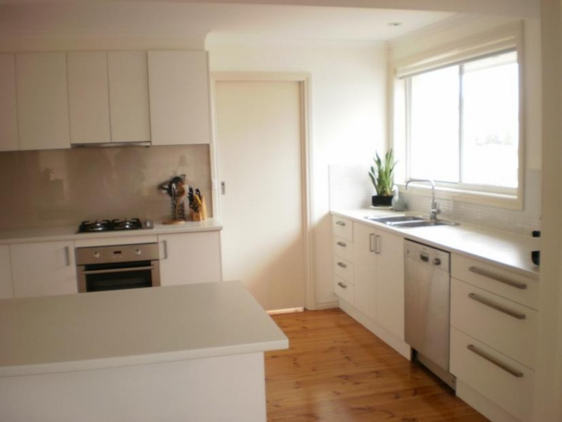 1/12 HIGH STREET, Mordialloc VIC 3195