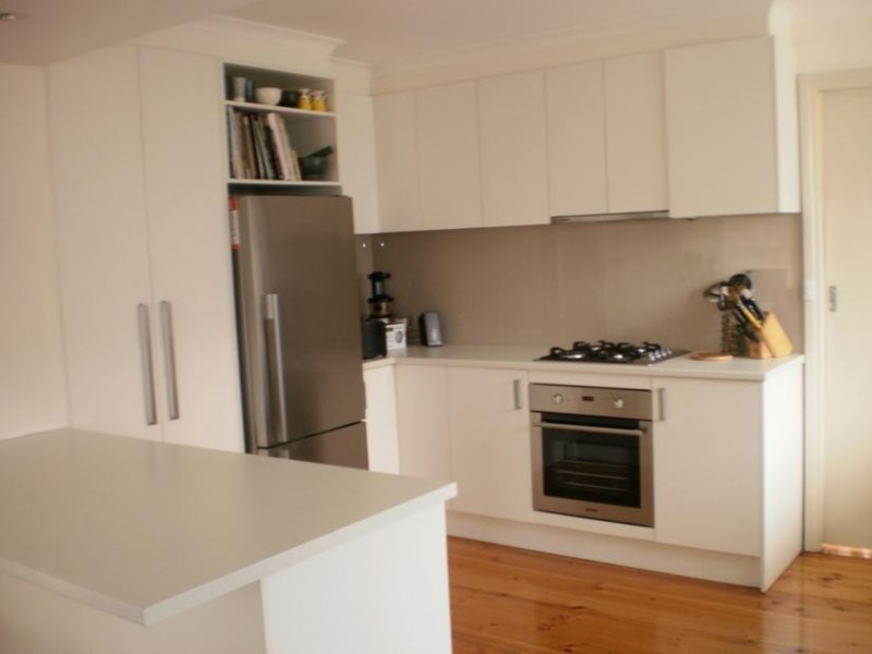 1/12 HIGH STREET, Mordialloc VIC 3195