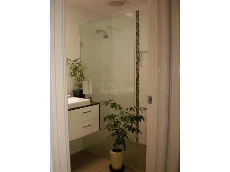 1/12 HIGH STREET, Mordialloc VIC 3195