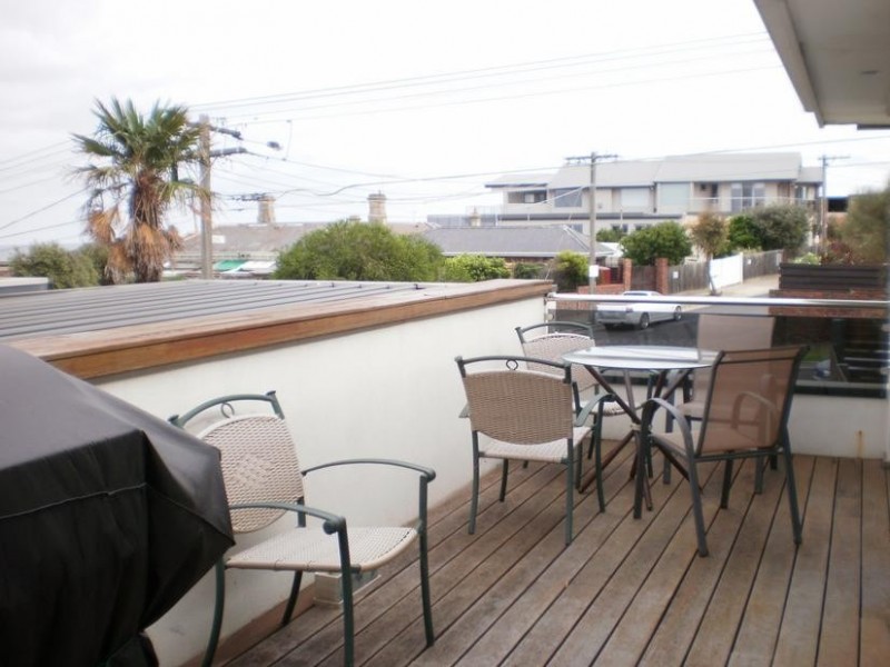 1/12 HIGH STREET, Mordialloc VIC 3195