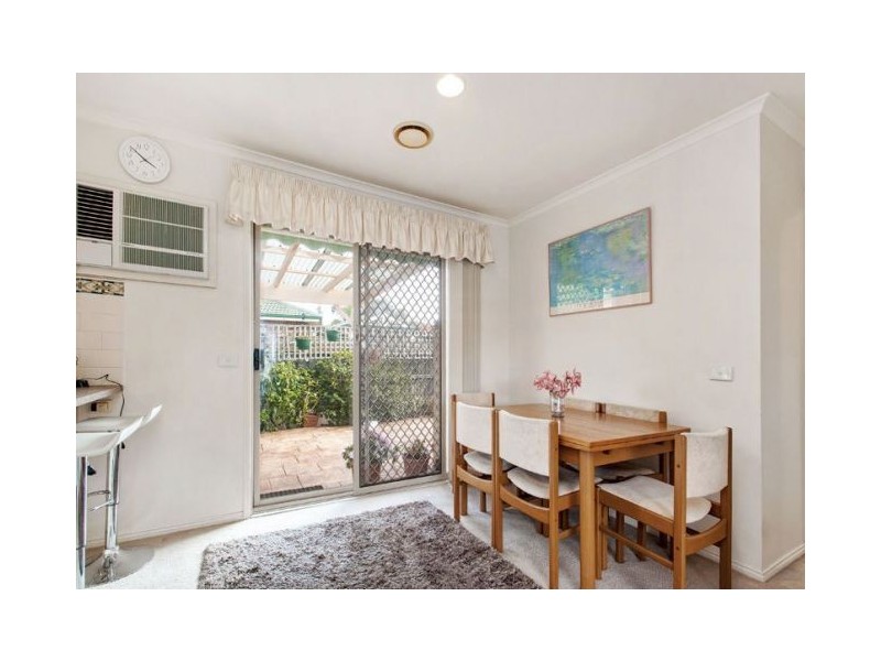 4/61 HUGHES AVENUE, Edithvale VIC 3196