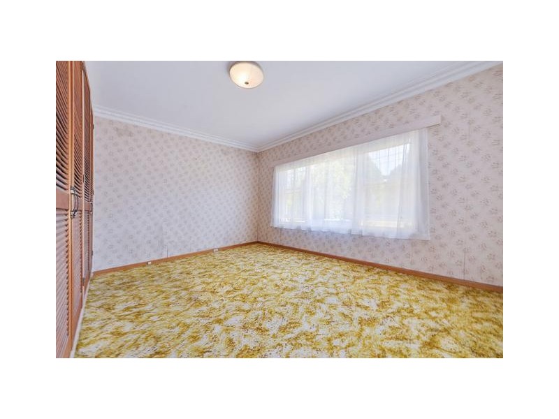 8 GLADWYN AVENUE, Bentleigh East VIC 3165