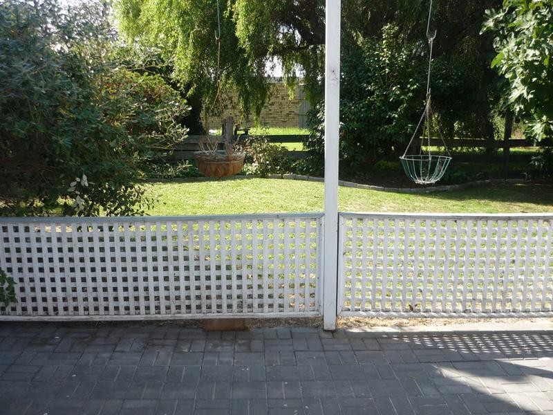 16 RUVINA STREET, Aspendale VIC 3195