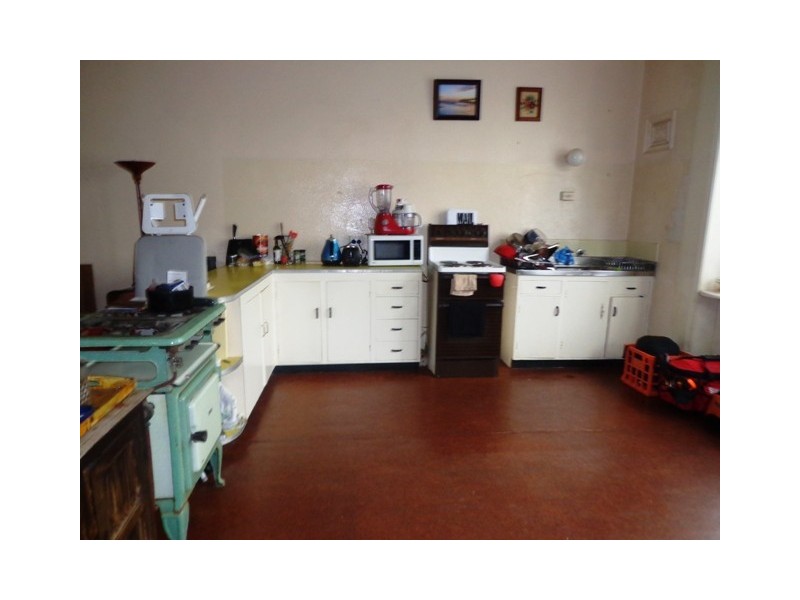 2/183 BEACH ROAD, Mordialloc VIC 3195