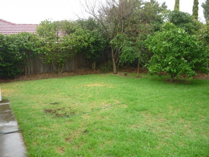 7 CHAPROWE COURT, Cheltenham VIC 3192