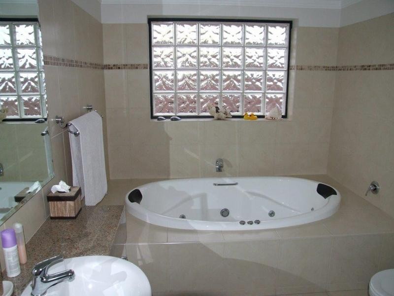 5A MONTGOMERY STREET, Mordialloc VIC 3195