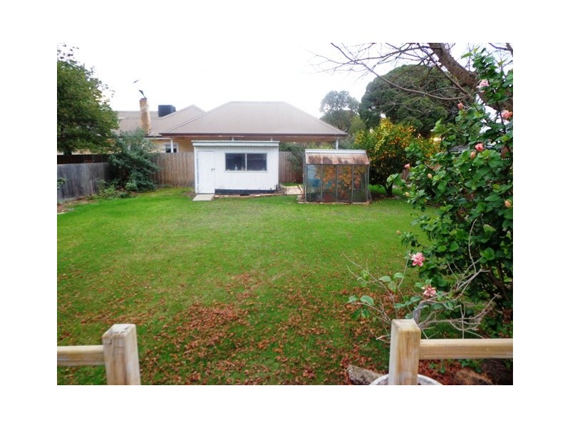 97 CHUTE STREET, Mordialloc VIC 3195