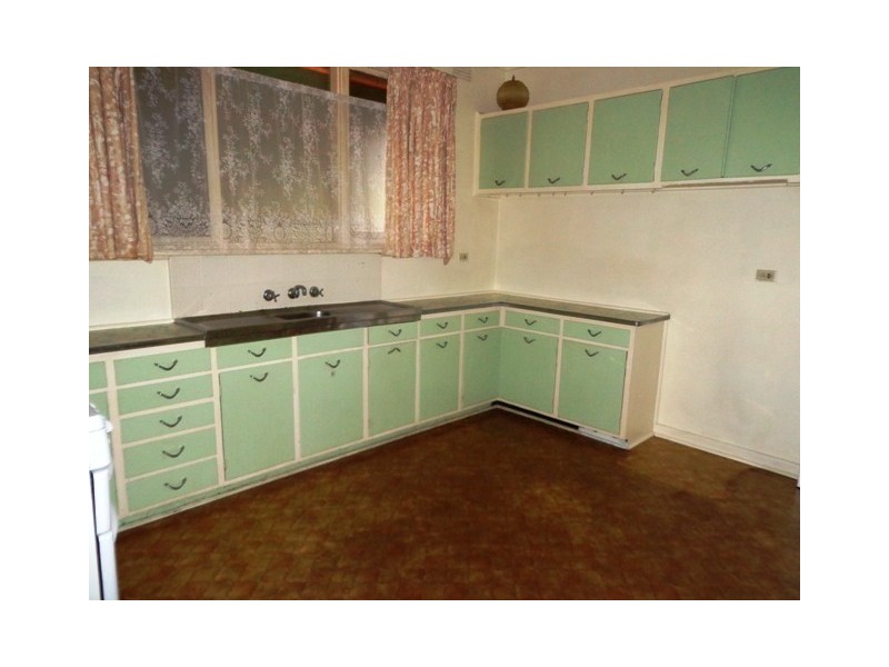 22 COLLOCOTT STREET, Mordialloc VIC 3195