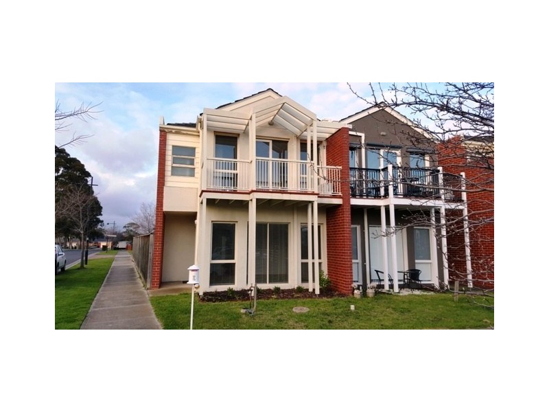 1 RECKLESS LANE, Mordialloc VIC 3195