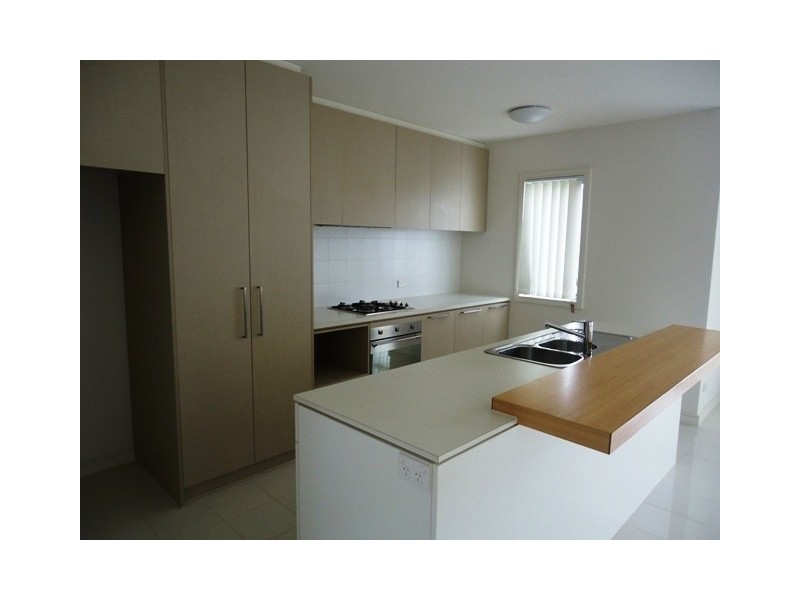 13 JUBILEE BOULEVARD, Waterways VIC 3195