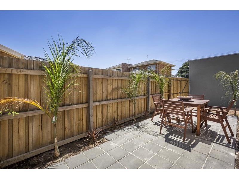 6/11 McDONALD STREET, Mordialloc VIC 3195