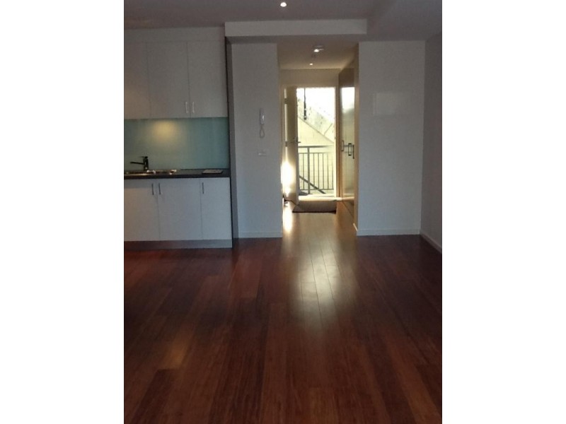 108/90 WHITE STREET, Mordialloc VIC 3195