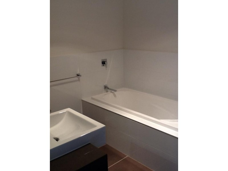 108/90 WHITE STREET, Mordialloc VIC 3195