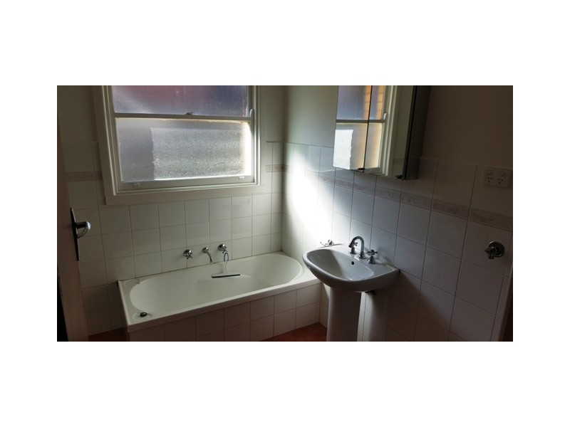 4/8 LABURNUM STREET, Parkdale VIC 3195