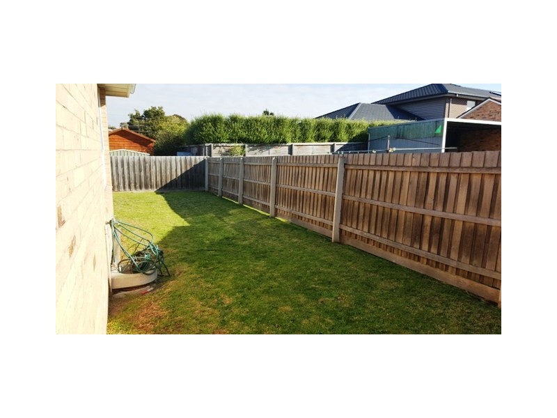 4/8 LABURNUM STREET, Parkdale VIC 3195