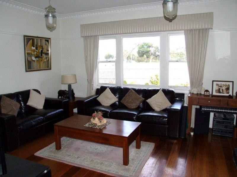 3 GOVERNOR ROAD, Mordialloc VIC 3195