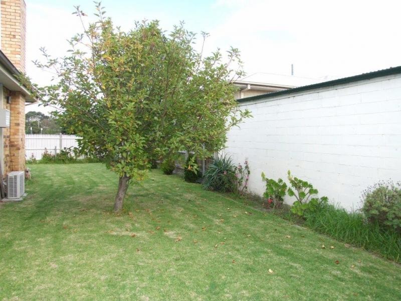 3 GOVERNOR ROAD, Mordialloc VIC 3195