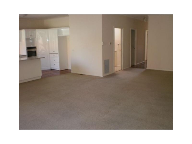 30A SEVENTH STREET, Parkdale VIC 3195