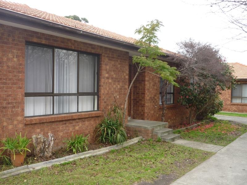 2/12 CROWN AVENUE, Mordialloc VIC 3195