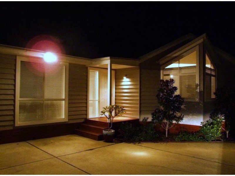 2/30 HAIG AVENUE, Edithvale VIC 3196