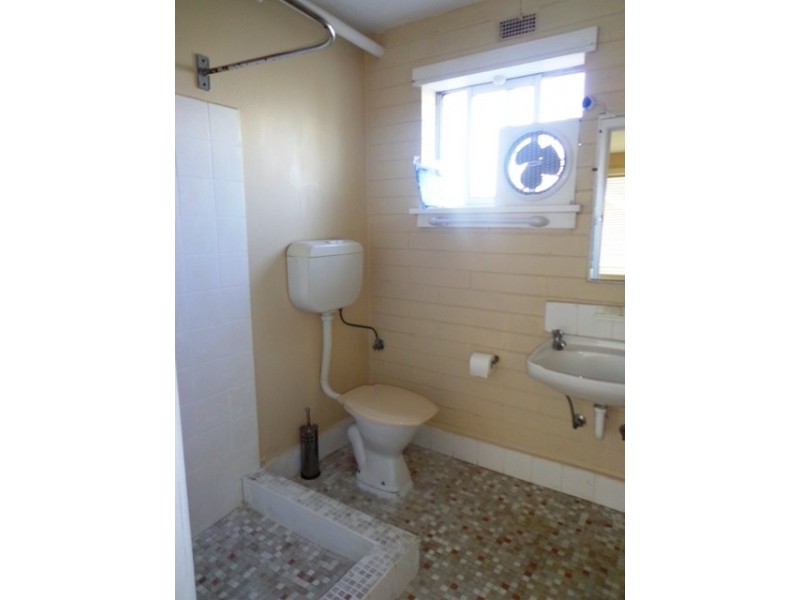 4/2-4 SALMON STREET, Mentone VIC 3194