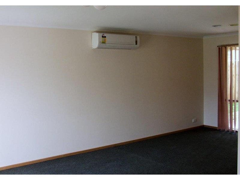 6 MERTHYR PLACE, Aspendale Gardens VIC 3195