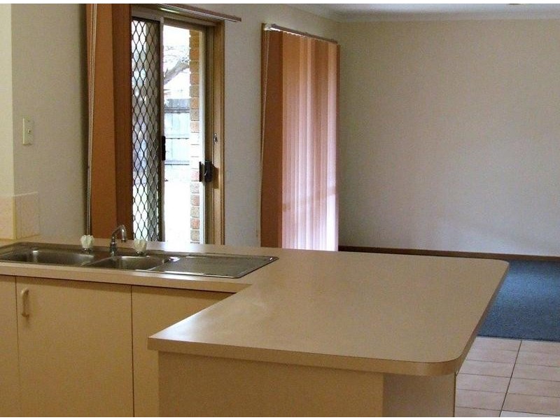 6 MERTHYR PLACE, Aspendale Gardens VIC 3195