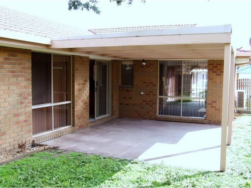 6 MERTHYR PLACE, Aspendale Gardens VIC 3195