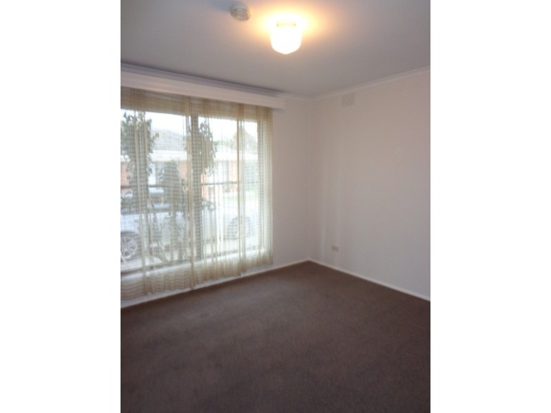2/103 BARKLY STREET, Mordialloc VIC 3195