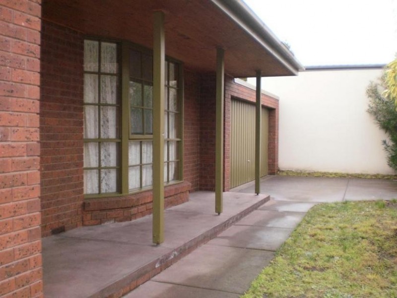 2/14 Elm Grove, Parkdale VIC 3195