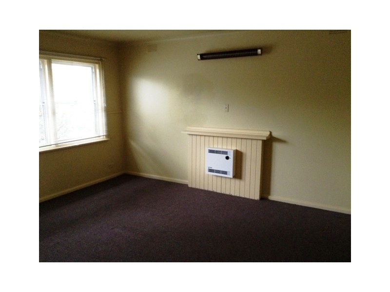 2/8 MELROSE STREET, Mordialloc VIC 3195