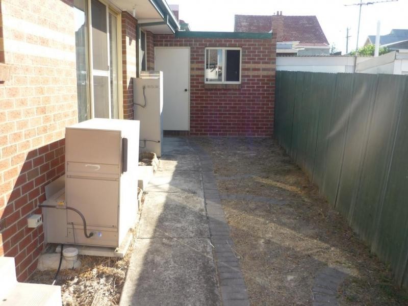 2/12 VINCENT STREET, Edithvale VIC 3196