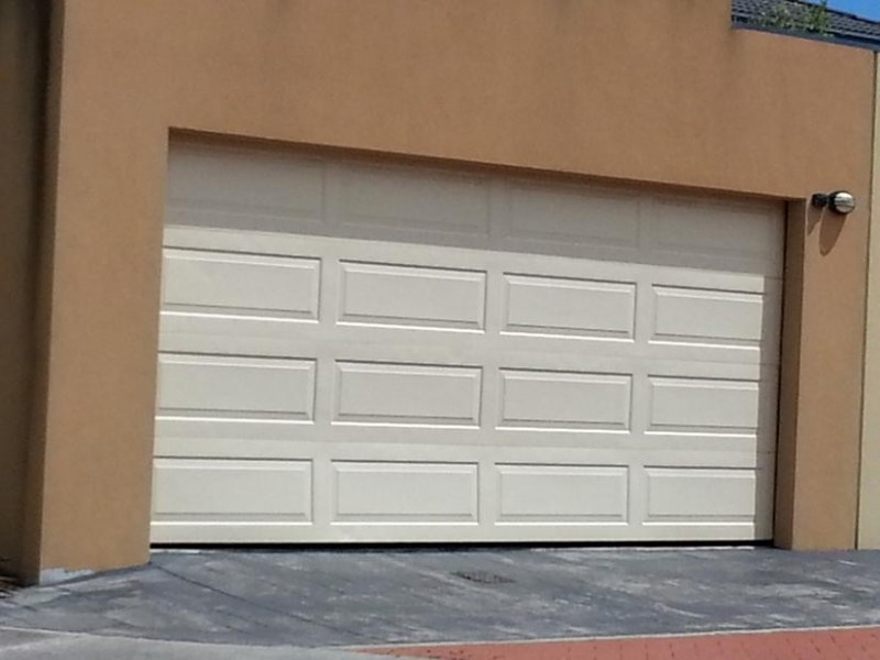 2 GALA SUPREME, Mordialloc VIC 3195