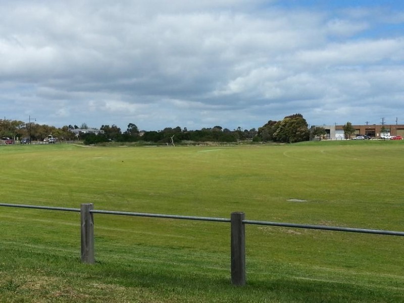 2 GALA SUPREME, Mordialloc VIC 3195