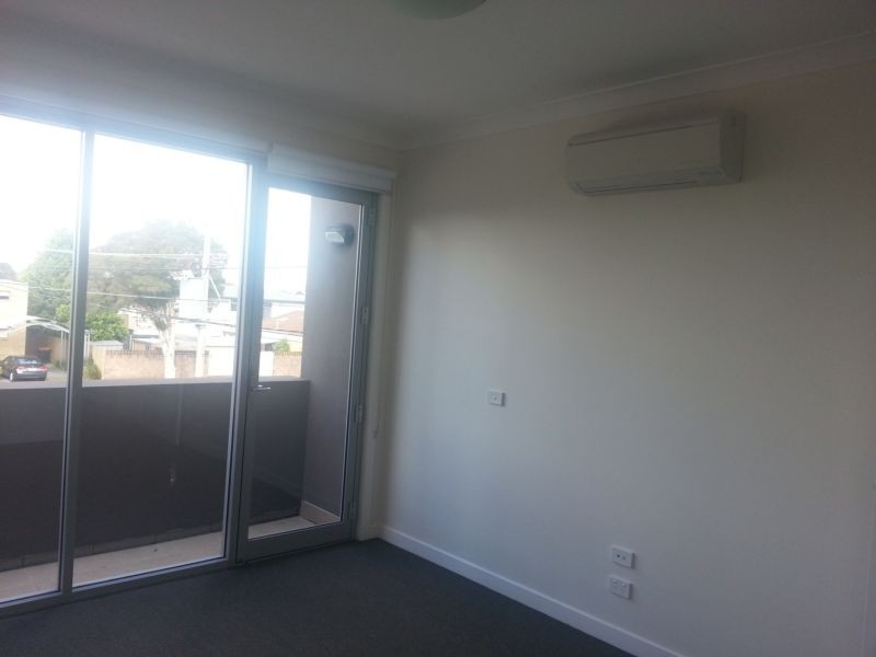 15 CHANDLER STREET, Parkdale VIC 3195