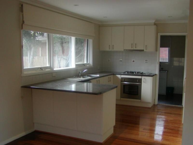 87 KINROSS AVENUE, Edithvale VIC 3196