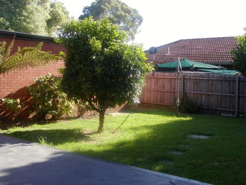 87 KINROSS AVENUE, Edithvale VIC 3196