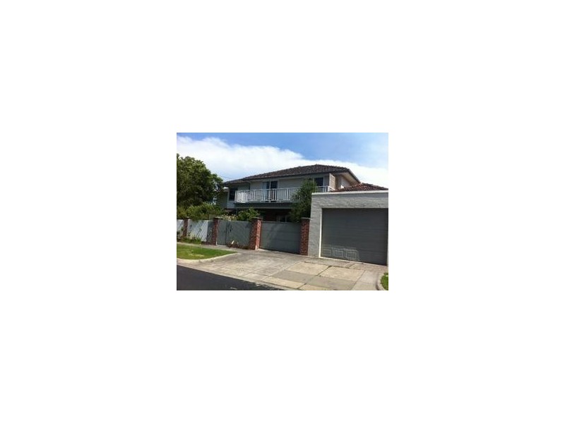 4 WAKOOL AVENUE, Mentone VIC 3194