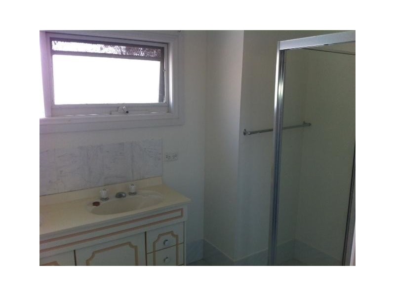 4 WAKOOL AVENUE, Mentone VIC 3194